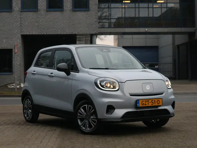 leapmotor-t03-design-37.3-kwh---camera---adaptive-cruise---navigatie