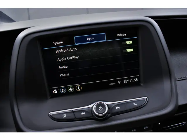 Chevrolet Camaro USA 2.0 Turbo Automaat CarPlay Camera Keyless Leer Alcantara Stoelverw. Led