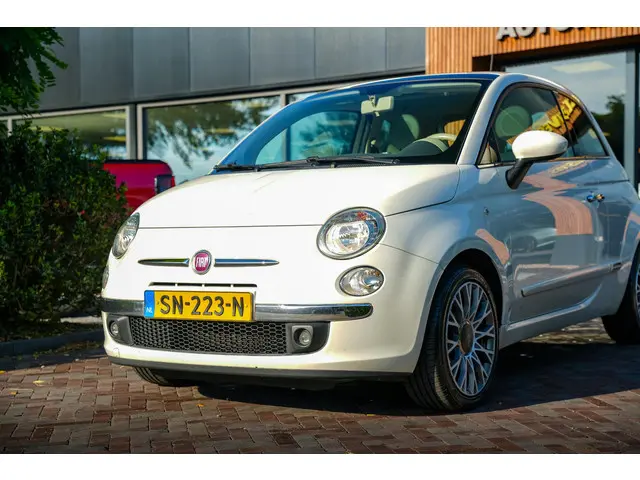 fiat-500-1.2-lounge-panoramadak-climate-control