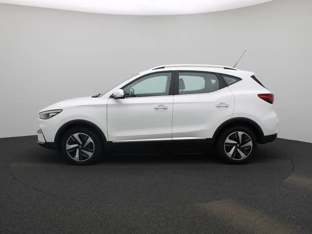 mg-zs-standard-range-51-kwh-comfort---navigatie---parkeersensoren--camera