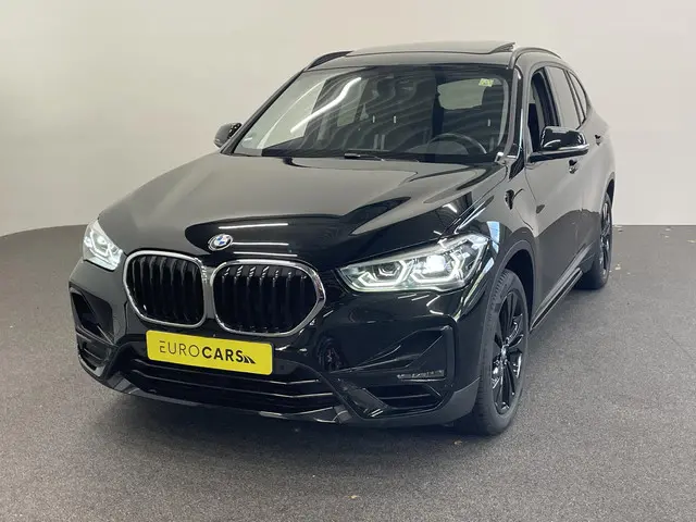 bmw-x1-xdrive25e-sportline-aut-phev-pano-dak-hifi-system-verwarmbare-stoelen-sport-stoelen-navi-carplay-pdc-v-a-elektrische-achterklep-