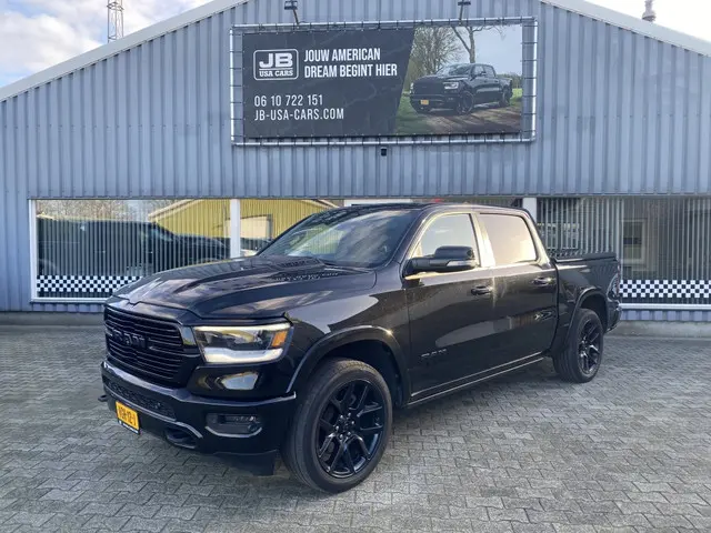dodge-ram-5.7-v8-4x4-gr-scherm-pano-dak-360-camera