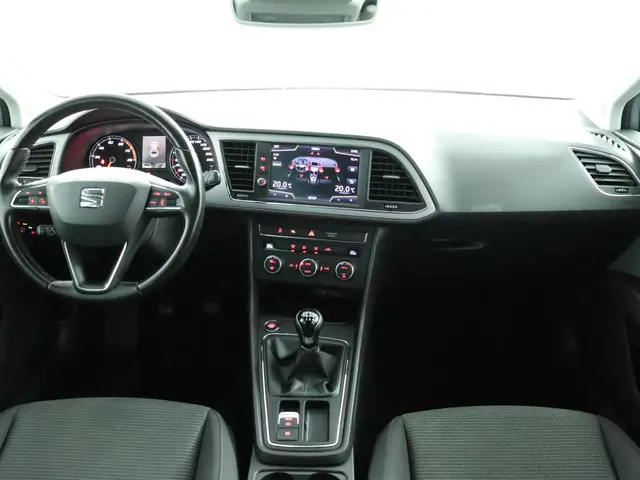 seat-leon-st-1.0-ecotsi-style-business-intense-keyless-cruise-climate