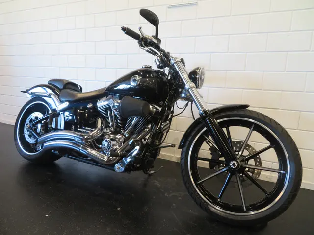 harley-davidson-breakout-fxsb-special-260-5-hd-top-