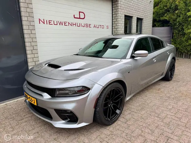 dodge-charger-5.7-v8-widebody--87.352km--leder--schuifdak-