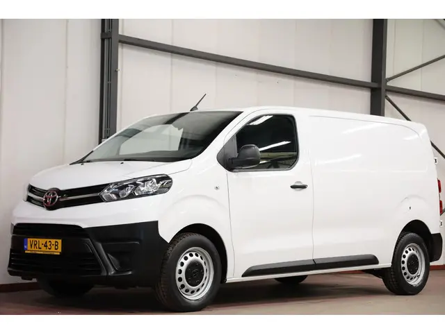 toyota-proace-worker-2.0-d-4d-l2h1-2500kg-trekvermogen