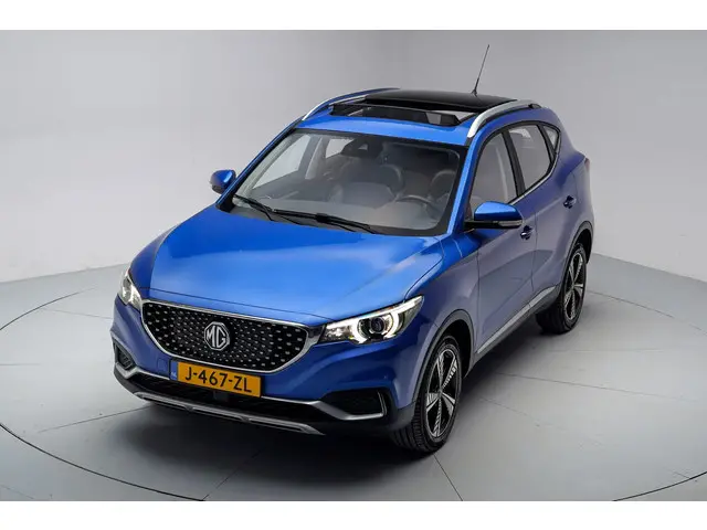 mg-zs-ev-luxury-45-kwh--panoramadak-leder-nav-cam-