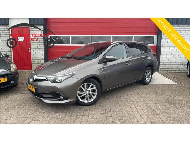 toyota-auris-1.8-hybrid-trend-panoramadak---camera---navi---clima---cruise---bluetooth---dab----nl-auto