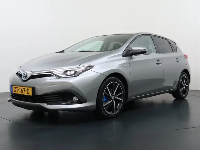 toyota-auris-1.8i-hybrid-aut.-panodak-trekhaak-navi-led-ecc-camera-cruise-control-pdc-lmv-17-lane-assist-privacy-glas-isofix-bluetooth-dab-l