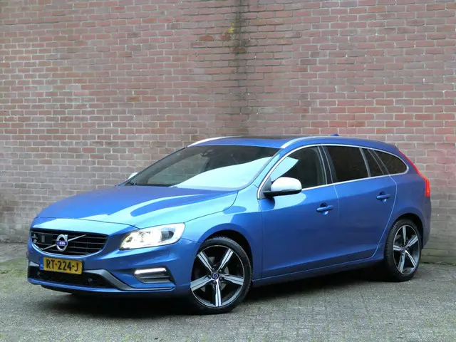 volvo-v60-2.0-t4-aut-bus.-sport-12-mnd-garantie-schuifdak---adaptive-cruis