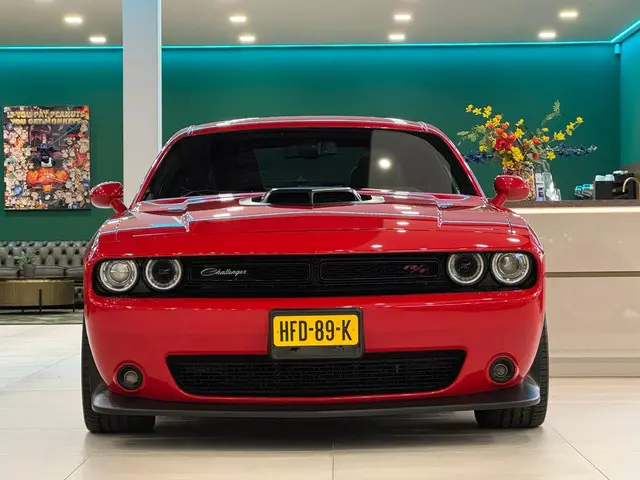 dodge-challenger-6.4-v8-hemi-srt-392-r-t-shaker-super-track-pak