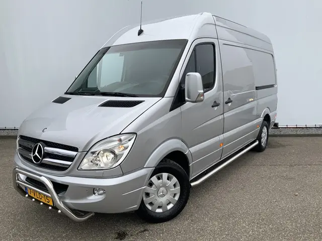 mercedes-benz-sprinter-319-3.0-cdi-marge-366-l2h2-automaat-airco-cruise-3-zits-dub-schuifdeur-trekhaakopstap-2800-kg-bull-bar--side-bar.-6-cilinders-