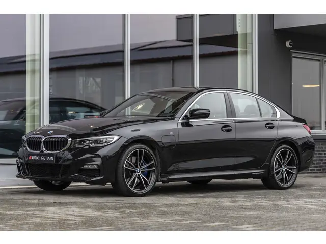 bmw-3-serie-330e-m-sport-high-executive---pano---head-up