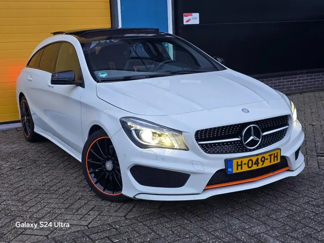 mercedes-benz-cla-shooting-brake-200-orangeart-edition---156-pk---aut---navi---airco---open-panoramadak---xenon---pdc