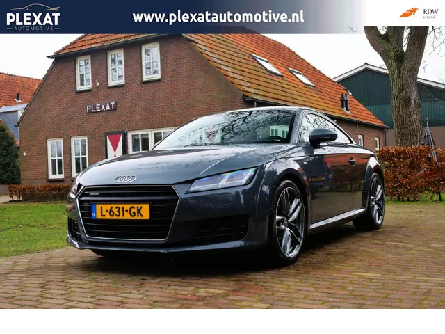 audi-tt-2.0-tfsi-quattro-pro-line-s-aut.---3x-s-line---rs-zetels---virtual-dash.---stoelverwarming---nardo-gray---historie---pdc--