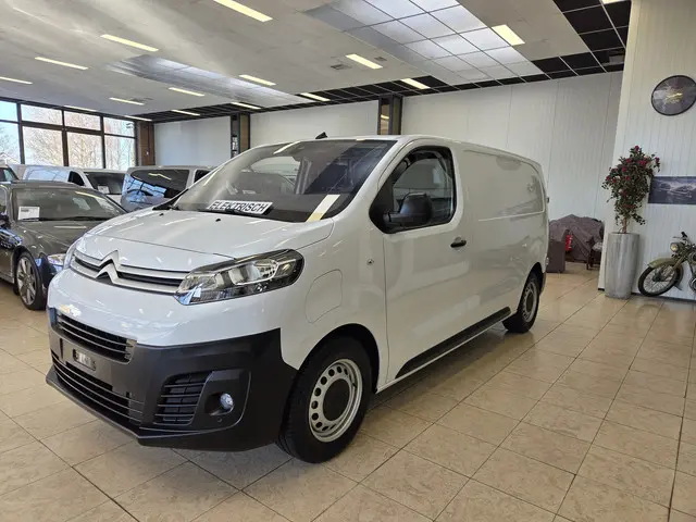 citroen--jumpy-l2-50-kwh-snellader-airco-navi-dab--achteruitrijcamera-pdc