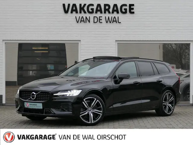 volvo-v60-2.0-t8-plug-in-hybrid-awd-plus-dark---455-pk---panoramadak---harman-kardon---memory---trekhaak---apple--android-carplay---achter