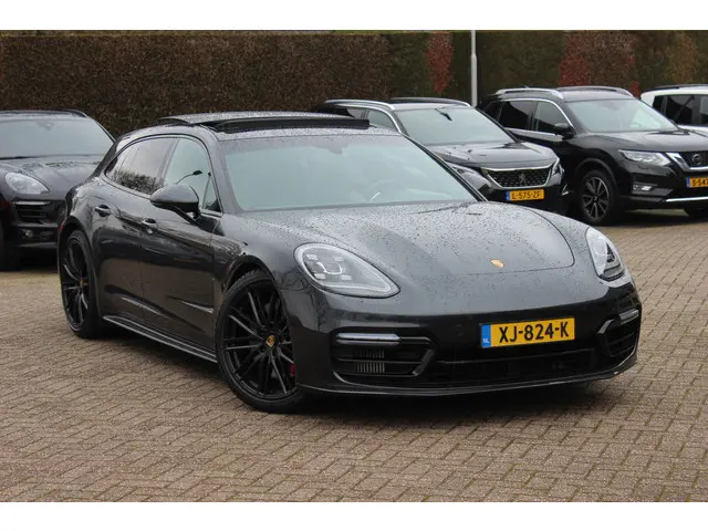 porsche-panamera-sport-turismo-2.9-4-e-hybrid---panoramadak---camera---luchtvering---sportuitlaat---bose---21-----softclose---sportdesignchrono-