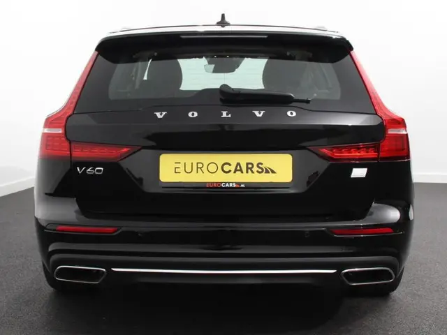 volvo-v60-2.0-t8-390pk-recharge-awd-inscription-expression---navigatie---apple-carplay-android-auto---elektrische-trekhaak--parkeersensore