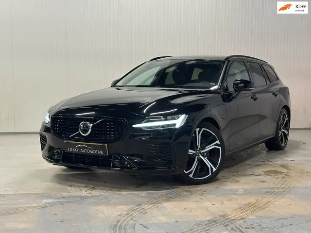 volvo-v60-2.0-t6-plug-in-hybrid-awd-plus-dark---nap---black-edition---camera---memory-seats