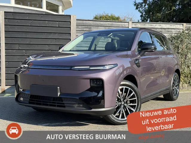 leapmotor-b10-life-promax-67.1-kwh-218pk-automaat-navigatie--rondomzichtcamera--adaptieve-cruise-control--climate-control--panoramadak