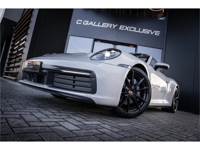 porsche-911-cabrio-3.0-carrera---btw---memory---bose---acc