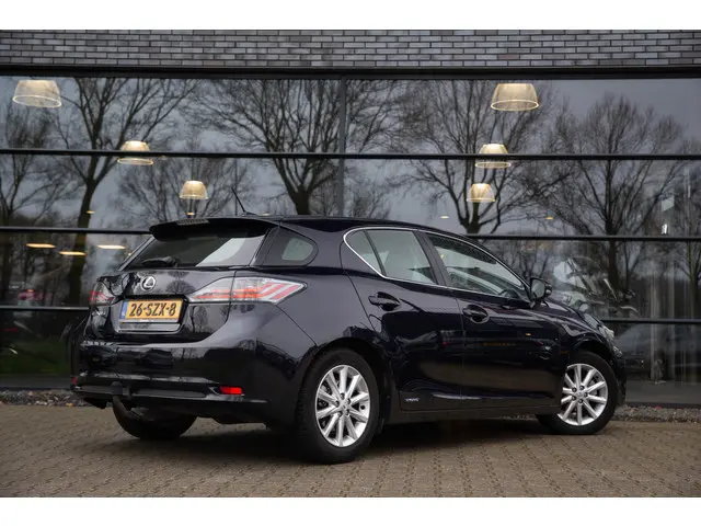 lexus-ct-200h-hybrid---trekhaak--cruise-control--apk-03-01-2027-