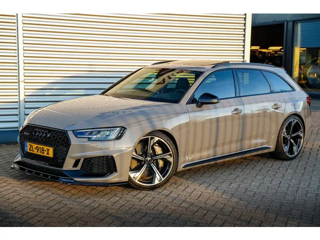 audi-rs4-a4-avant-2.9-tfsi-quattro-panoramadak-keramisch-bo-leer-cruise-camera-carplay-rs4