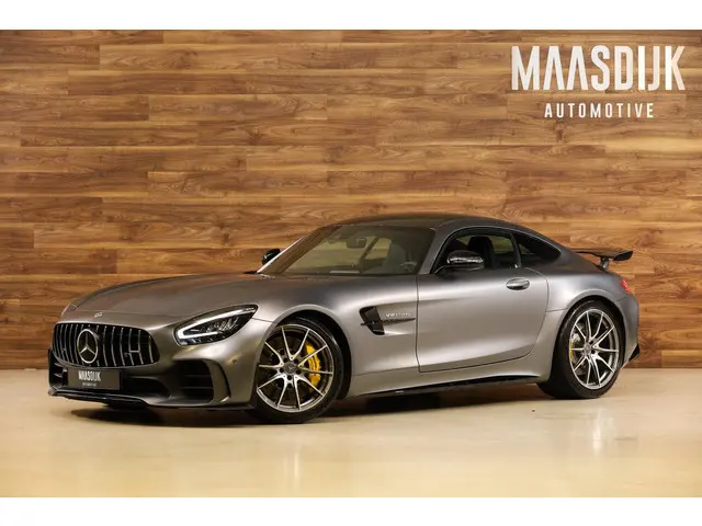 mercedes-benz-gt-4.0-r-face-lift-performance-carbon-burmester-