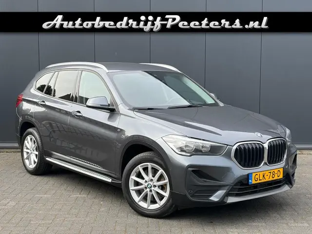 bmw-x1-sdrive20i-automaat-navi-camera-cruise-standkachel-pdc-e.klep
