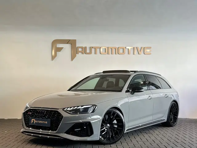 audi-rs4-avant-2.9-tfsi-quattro-ceramic-pano-hud-bo-massage