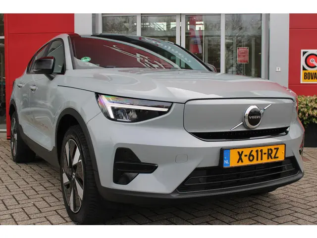 volvo-c40-single-motor-core-238pk-69-kwh---panoramadak---stoel---stuur-verwarming---dodehoekdetectie---achteruitrijcamera---navigatie---ap