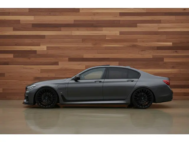 bmw-7-serie-740e-iperformance-high-executive-21---breyton---verlaagd---maxton