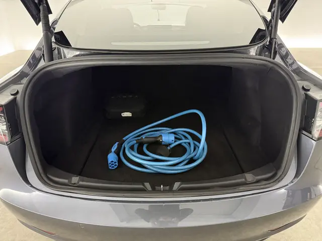 tesla-model-3-standard-rwd-plus-60-kwh---autopilot---snelladen---soh-89---pano---camera---memory---navi---stoelverw.