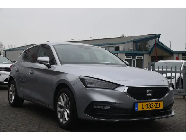 seat-leon-1.0-tsi-style-business-intense-carplay---led---dab---camera---lmv---keyless