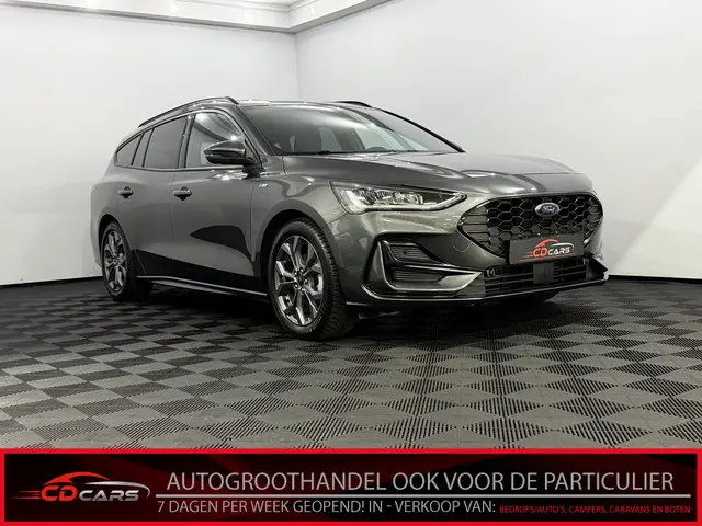 ford-focus-1.0-ecoboost-hybrid-st-line-155pk-camera--navi--keyless-start--cruise-control--rijstrook-correctie--a-start-stop--lichtmetalen-v