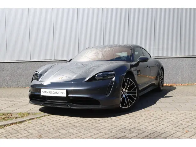 porsche-taycan-4s-performance-84-kwh-sport-chrono-pakket---bose---360-camera---stoelverw.---panoramadak