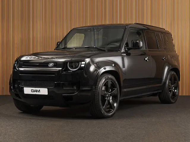 land-rover-defender-110-2.0-p300e-110-x-dynamic-hse-my26---pano---hud---22---meridian