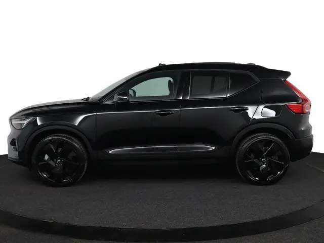 volvo-ex40-twin-motor-performance-ultra-black-edition-82-kwh---nap---pano---harman--kardon---memory