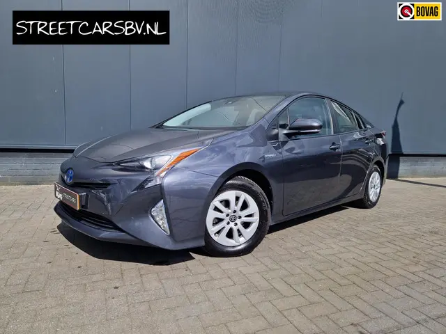 toyota-prius-1.8-aspiration