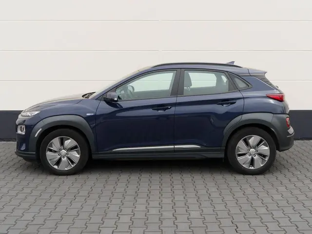 hyundai-kona-ev-comfort-64-kwh-3-fase---soh-100---navigatie---camera---krell-audio---warmtepomp