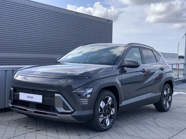 Hyundai Kona 1.6 GDI HEV Premium Full Hybride Automaat met Navigatie, Lederen bekleding en Stoelverwarming Uit voorraad leverbaar!