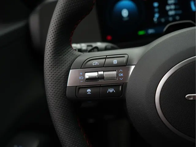 Hyundai Kona Electric N Line Business 64.8 kWh Volledig Elektrish, Fiscaal aantrekkelijk, Navigatie en 360 graden camera Uit voorraad leverba