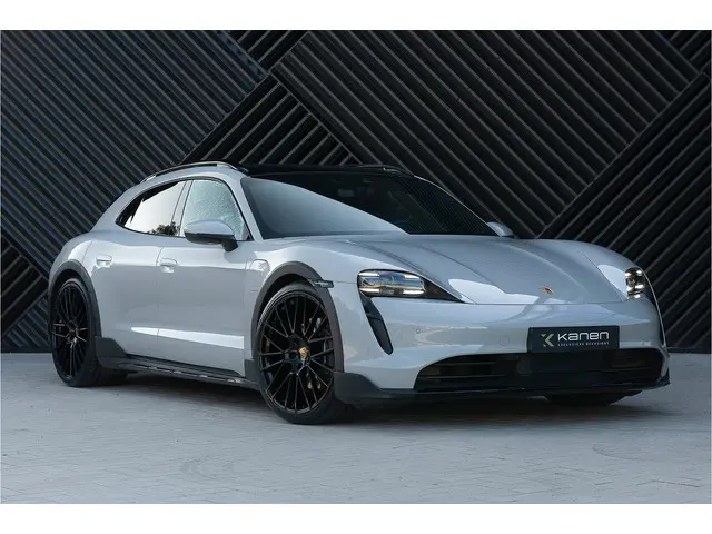 porsche-taycan-cross-turismo-4-93-kwh-acc-pano-luchtv-camera-ambient-sportchrono-plus