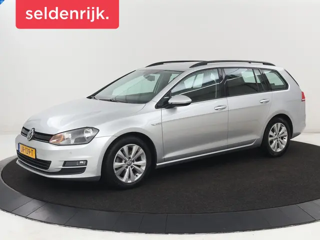 volkswagen-golf-1.0-tsi-comfortline---trekhaak---navigatie---parkeerhulp---climate-control---bluetooth---cruise-control---regen--lichtsensor---o