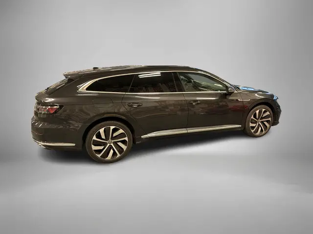 volkswagen-arteon-shooting-brake-1.4-tsi-218pk-dsg-ehybrid-r-line-business---panoramadak--leder--360-camera--wegklapbare-trekhaak--apple-andr