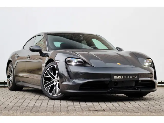 porsche-taycan-4s-performance-84-kwh---orig.-nl---pano---sport-chrono---360---acc---warmtepomp