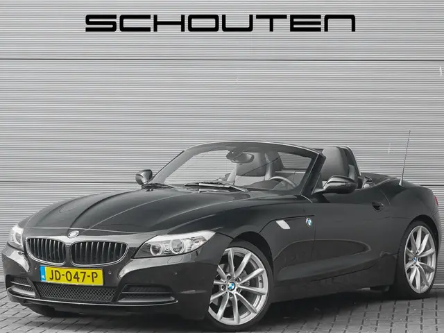 bmw-z4-roadster-sdrive23i-executive-sportstoel-navi-pro-parkeerhulp-stoelverw