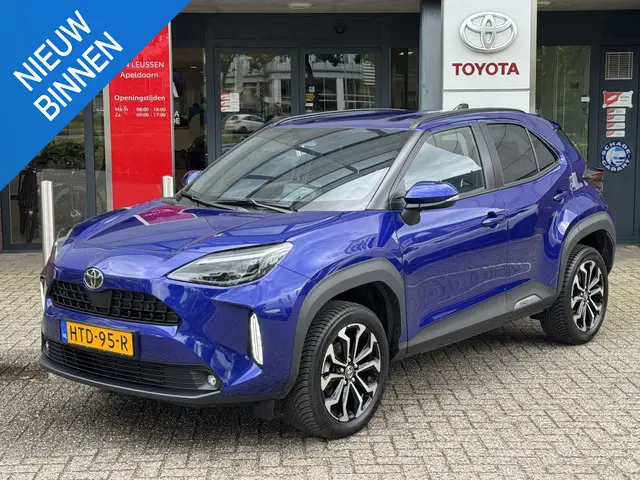toyota-yaris-cross-1.5-hybrid-115-dynamic-stoel-stuurverw-park-sensoren-blind-spot-navi-camera-ad-cruise-clima-17---lm-velgen-keyless-4s-banden-nl-