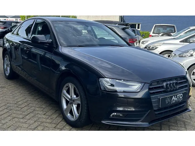 audi-a4-limousine-1.8-tfsi-business-edition-170pk---automaat---nl-auto---van-de-audi-dealer---parkeersensoren-voor-en-achter---navigatie